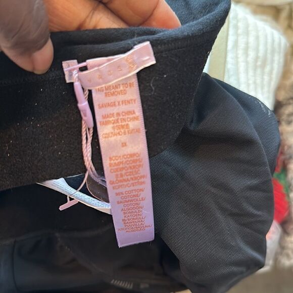 Fenty Savage Sports Bra 1X - Picture 4 of 4